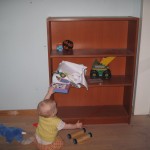 Karen hjælper også