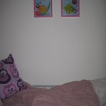 Karens seng med ugle-pude