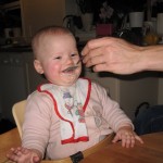 Karen spiser mens Ellen fjoller