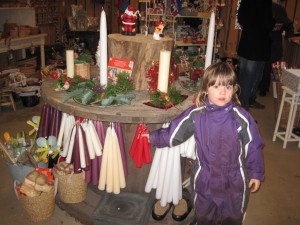 Ellen hjemme hos mormor og morfar