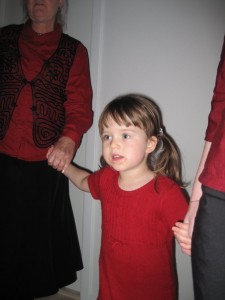 Ellen mellem farmor og far