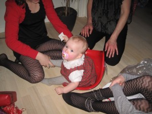 Karen i sin første julegave