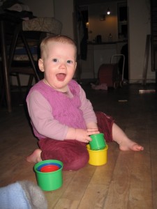 Karen med yndlingslegetøjet