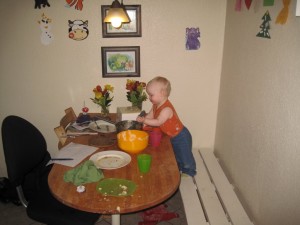 Karen spiser aftensmad