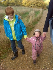 Karen og Toke til julefrokost hos farmor og farfar