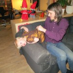 Forsøg på at få Karen i en nytårskjole