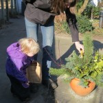 Hvad mon der er i krukken?