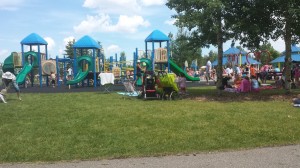 Legeplads i offentlig park