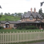 Bryllup - læg mærke til brudens mor, der er i hvidt