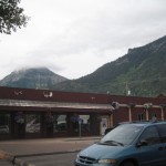 Skyerne ligger lavt - læg mærke til udsmykningen