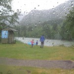 Der var vådt ved Waterton Lake